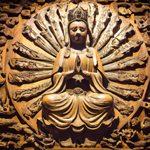 Điêu Khắc Gỗ Tinh Xảo Của Phật Quan Thế Âm Bồ Tát Trong Đền Chùa.