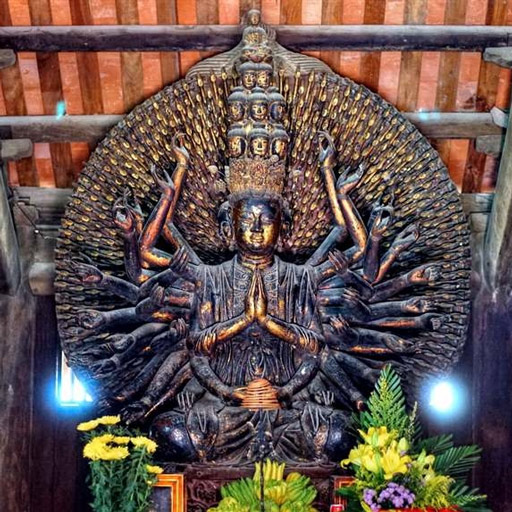 Tượng Phật Quan Âm Nghìn Mặt Nghìn Tay Chùa Bút Tháp