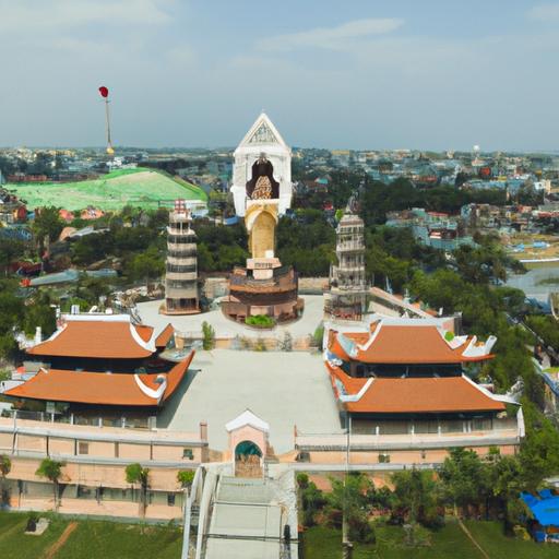 Tầm Nhìn Toàn Cảnh Tượng Phật Bà Quan Âm Lớn Nhất Việt Nam