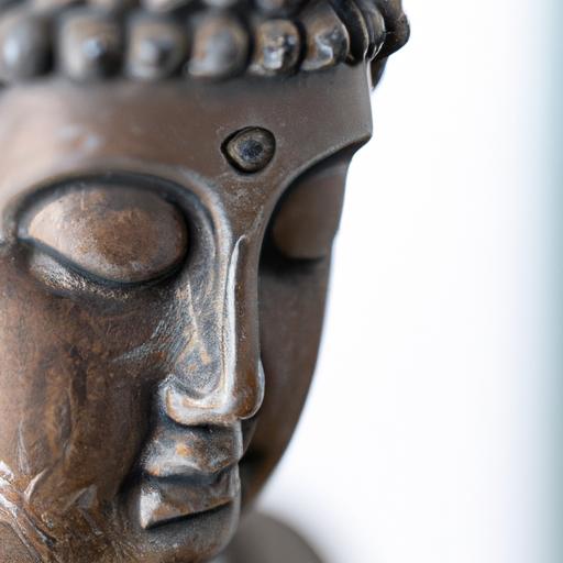 Tượng Phật A Di Đà, Biểu Tượng Của Sự Giác Ngộ Và Cứu Rỗi, Được Tôn Sùng Trong Phật Giáo Việt Nam