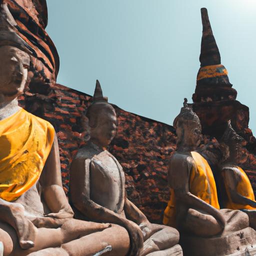 Tượng Phật Nhắm Mắt Trong Các Ngôi Chùa Cổ - Sự Kết Nối Với Quá Khứ Và Truyền Thống Tâm Linh