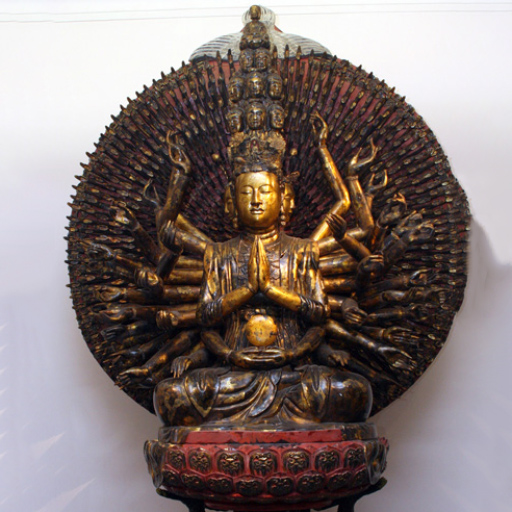 Tượng Phật Bà Quan Âm Nghìn Mắt Nghìn Tay Gồm