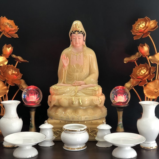 Tượng Phật Bà Quan Âm Thờ Trong Nhà